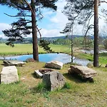 Klid Na Kraji Lesa V Ceske Kanade - Cely Dum * Nová Bystřice