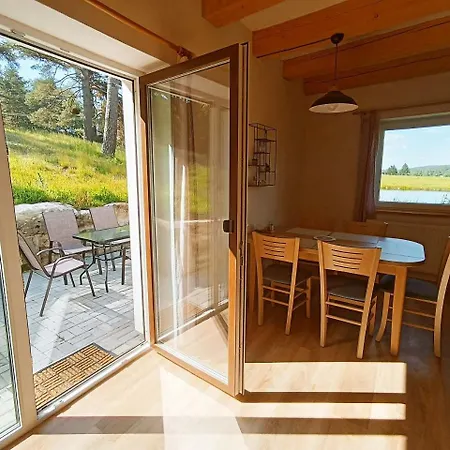 Holiday home Klidna Lokalita Na Kraji Lesa, Cely Dum S Uschovnu Kol *
