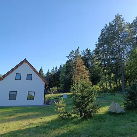 Holiday home Klidna Lokalita Na Kraji Lesa, Cely Dum S Uschovnu Kol