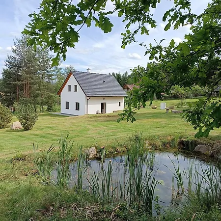 Holiday home Klid Na Kraji Lesa V Ceske Kanade - Cely Dum Nova Bystrice