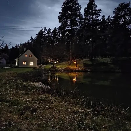 Klid Na Kraji Lesa - Celý Dům, česká Kanada *